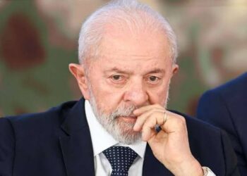 Paraná Pesquisas: Governo Lula é desaprovado por 57,4% dos eleitores e 48% avaliam gestão como ruim/péssima