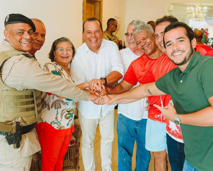 Prefeita Nilza da Mata paquera governo do estado e deve lançar o filho candidato a deputado