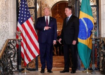 “Deixem Bolsonaro em paz”, diz Trump ao criticar ação contra ex-presidente