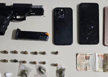 Homem é preso com pistola e drogas durante operação da CIPE Polo industrial em Candeias