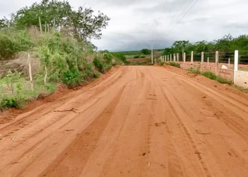 Governo federal só destinou 60% dos recursos necessários para manutenção das estradas de terra na Bahia