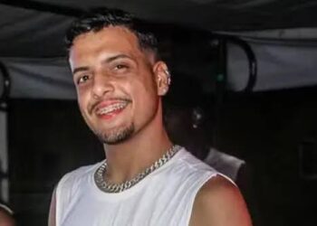 Cantor de pagode é morto após ser espancado em Lauro de Freitas