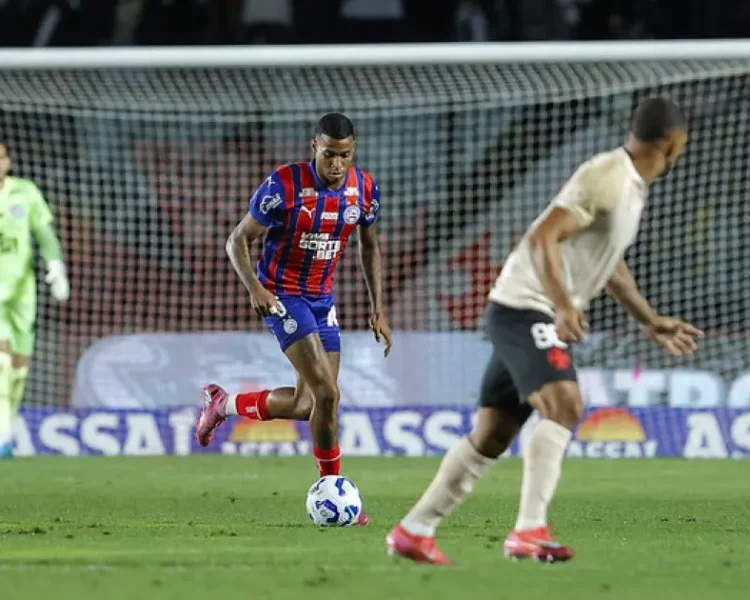 Bahia se complica com expulsão de Jean Lucas e perde de virada para o Vasco