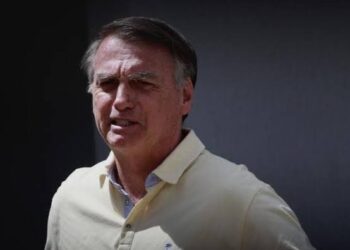 URGENTE! Bolsonaro é diagnosticado com câncer de pele, diz médico