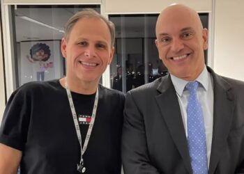 Moraes fraudou documento em operação contra bolsonaristas, afirma ex-assessor do TSE