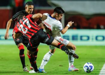 Deu Leão! Vitória vence o Bahia no Barradão pela Série A do Brasileiro
