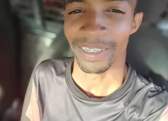 Entregador tem perna amputada após ser baleado em blitz policial em Dias D’Ávila