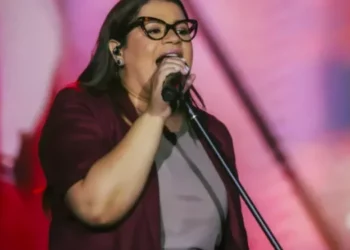 Candeias: Midian Lima cancela show na Semana Evangélica por problemas de saúde