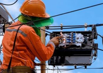 Provedor de internet paga R$ 40 mil por mês à facção para ficar em região de Salvador