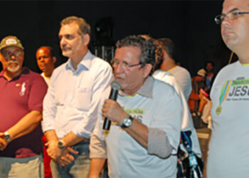 Ex-deputado do PT que virou conselheiro do TCM aprova contas de Caetano mesmo com irregularidades e possíveis crimes