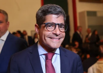 ACM Neto lidera disputa pelo governo da Bahia com mais de 48%, aponta pesquisa