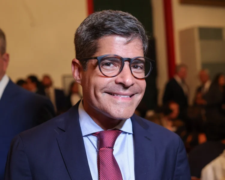 ACM Neto lidera disputa pelo governo da Bahia com mais de 48%, aponta pesquisa