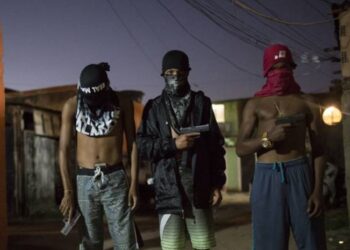 Conheça os deputados baianos que votaram contra o projeto ‘antifacção’ que amplia pena para bandidos do CV e PCC