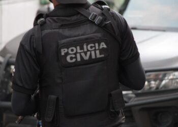 Homem é preso após tentar transferir motocicleta clonada em Simões Filho