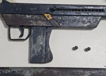 PM apreende submetralhadora em São Francisco do Conde