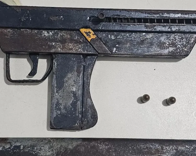 PM apreende submetralhadora em São Francisco do Conde