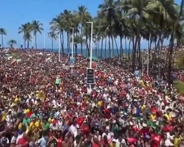 Deputados de esquerda postam vídeo de protesto antigo em Salvador