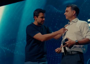 Marçal declara apoio a Flávio: “Bolsonaro que a gente sempre sonhou”