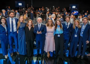 Evento do SBT com Lula provoca críticas às filhas de Silvio Santos