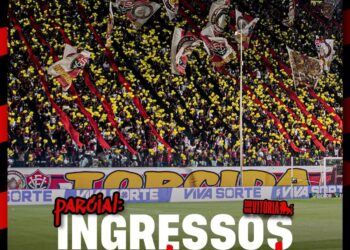 Arquibancada esgotada! Vitória divulga parcial de ingressos contra o São Paulo
