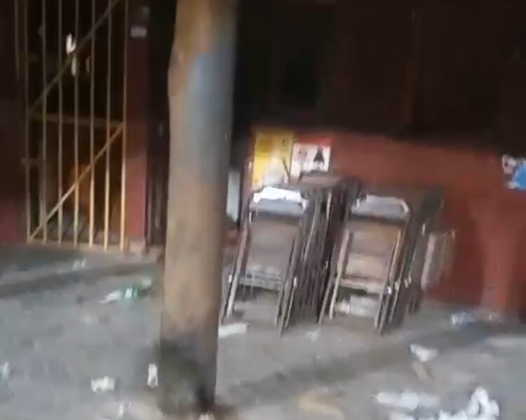 Explosão atinge complexo de barracas e causa destruição na orla de Madre de Deus