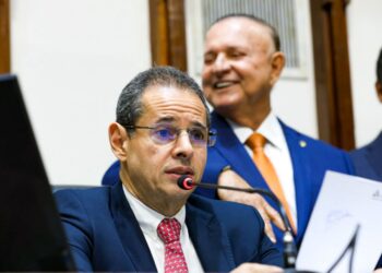 “Jerônimo quebrou a Bahia”, critica Nelson Leal sobre gestão do governador