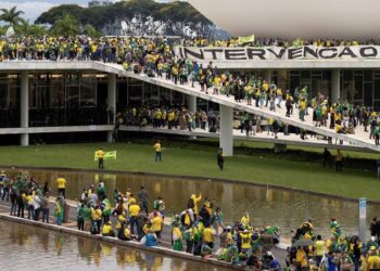 Senado aprova PL da Dosimetria, que diminui pena dos condenados pelos atos do 8 de janeiro