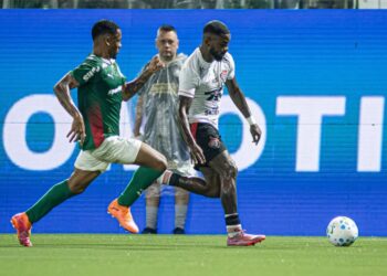 Vitória sofre goleada para o Palmeiras pelo Brasileirão
