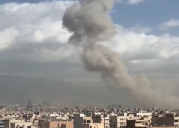 URGENTE: EUA e Israel atacam o Irã. É a Operação Fúria Épica