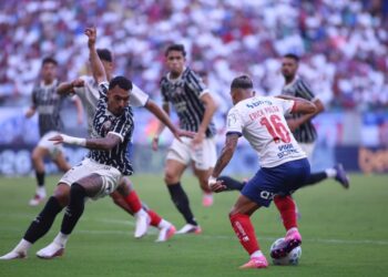 Bahia empata com o Corinthians na Arena Fonte Nova