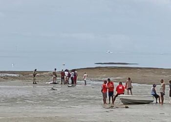 Mulher é encontrada morta na faixa de areia da praia de Madre de Deus