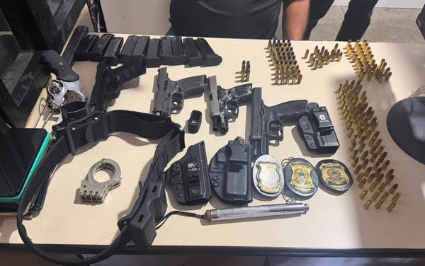 Cinco homens que se passavam por policiais são presos após ataque a tiros deixar dois feridos em Lauro de Freitas