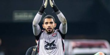 Arcanjo segura bombardeio e Vitória empata com Botafogo fora de casa pelo Brasileiro