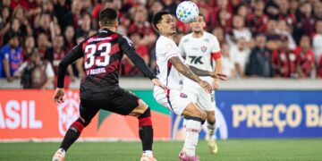 Vitória perde para o Athletico-PR e fica em situação complicada nas oitavas da Copa do Brasil