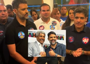 Prefeito de Aurelino Leal rompe com Jerônimo e declara apoio a ACM Neto
