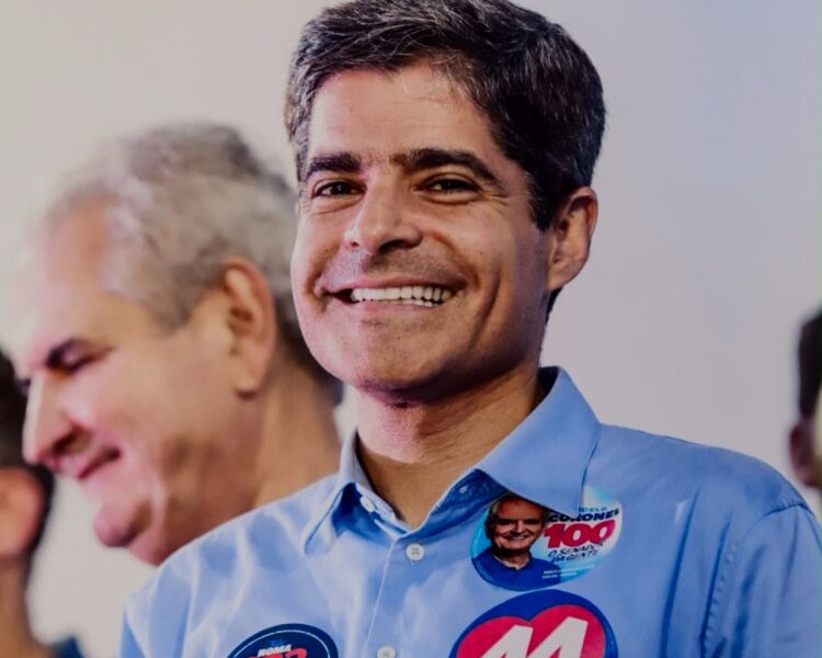 Nova pesquisa aponta vitória de ACM Neto no primeiro turno