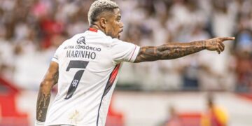 Vitória perde para o Vasco e terá que reverter desvantagem no Barradão pela Copa do Brasil