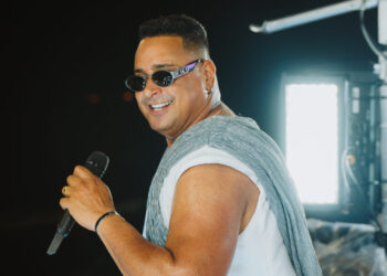 Xanddy Harmonia celebra 30 anos de carreira com show “Só as Antigas” em Salvador
