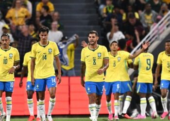 Brasil busca empate no fim, mas tem atuação decepcionante contra a Austrália